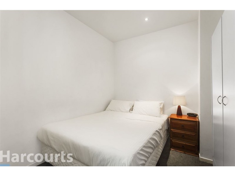 2304/620 Collins Street, Melbourne VIC 3000