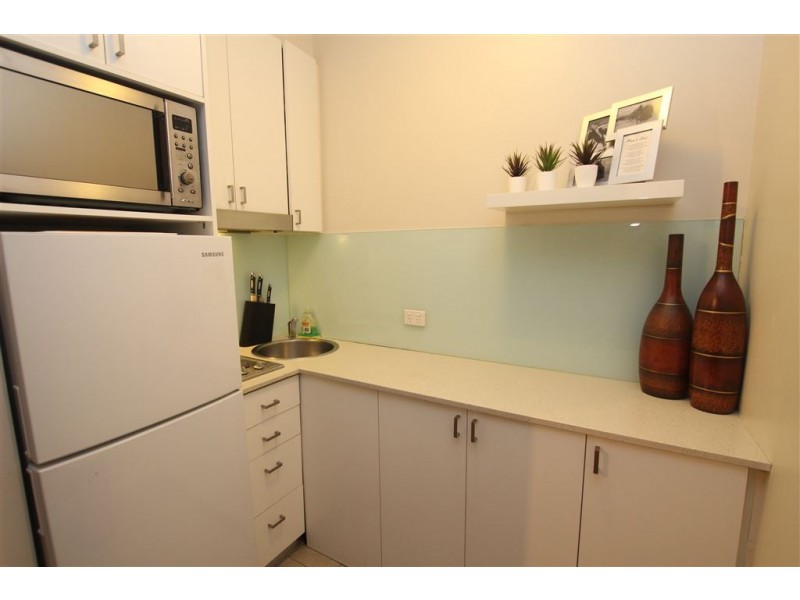 202/25 Hotham Street, East Melbourne VIC 3002