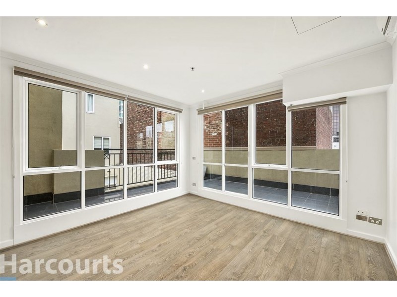 1115/422 Collins Street, Melbourne VIC 3000