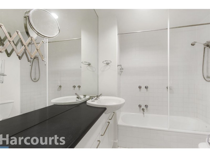 51/211 Wellington Parade South, East Melbourne VIC 3002