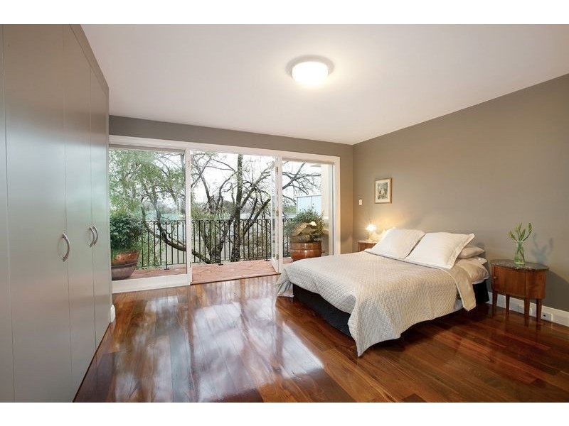 142 Powlett St, East Melbourne VIC 3002
