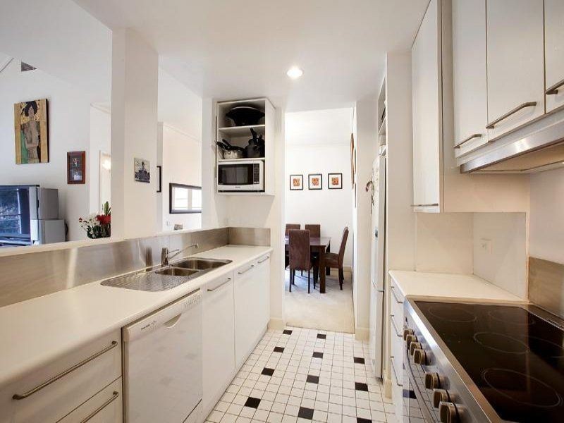 45/201 Wellington Parade South, East Melbourne VIC 3002