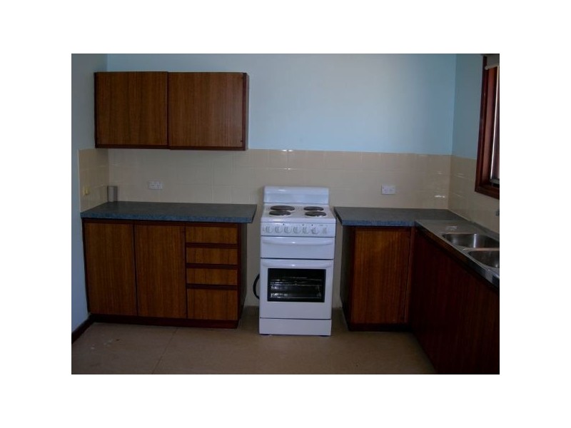 5 Tiller Cres, Waikerie SA 5330