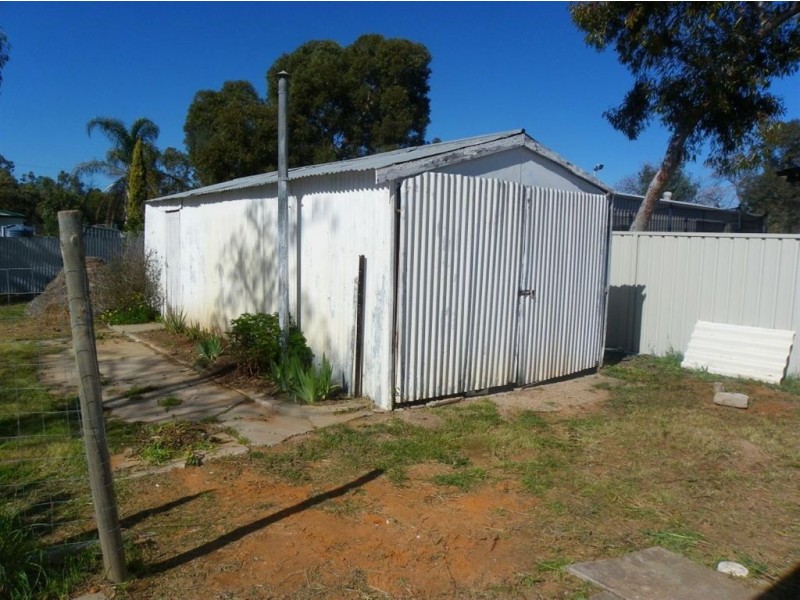 7 Hopkins Street, Renmark SA 5341