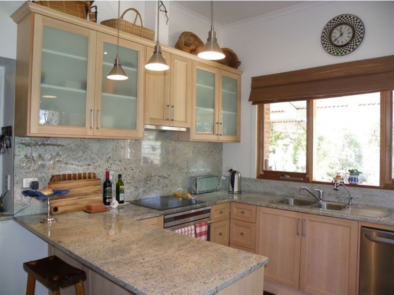 32 Thirteenth Street, Renmark SA 5341