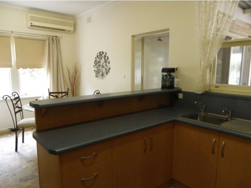 1 Quondong Street, Renmark SA 5341