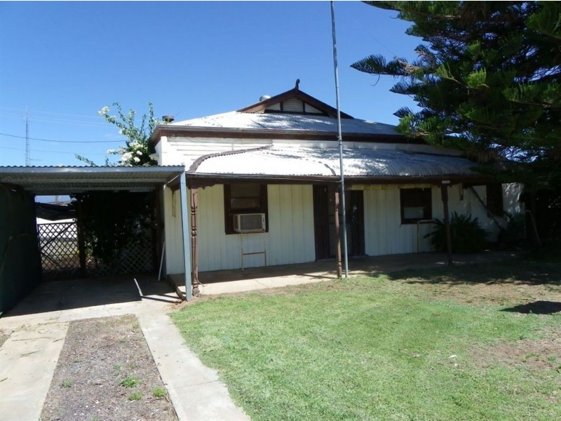 137 Cowra Street, Renmark SA 5341
