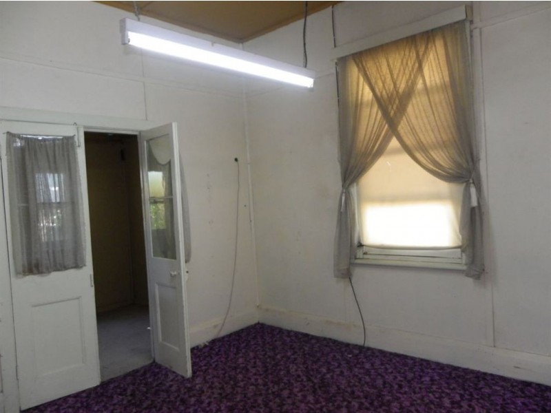 137 Cowra Street, Renmark SA 5341