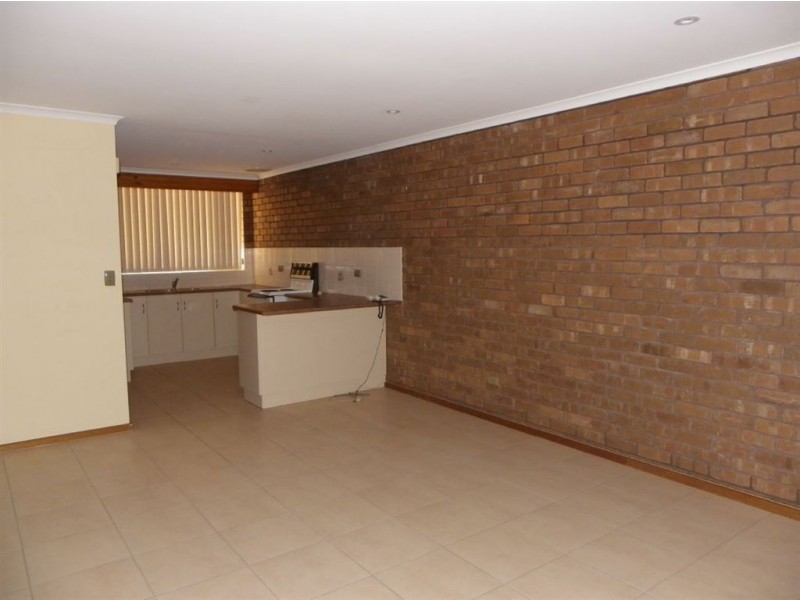 2/1 Shaddock Street, Berri SA 5343