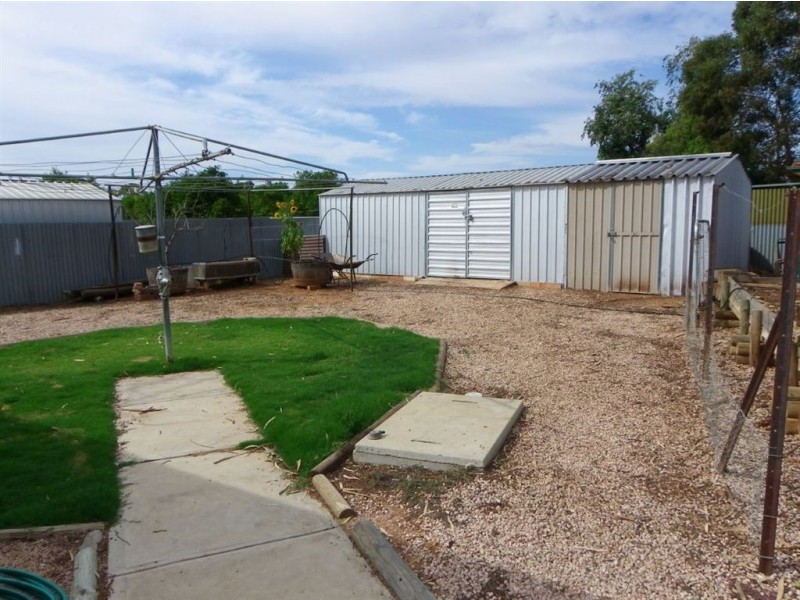 4 Morant Ave, Renmark SA 5341