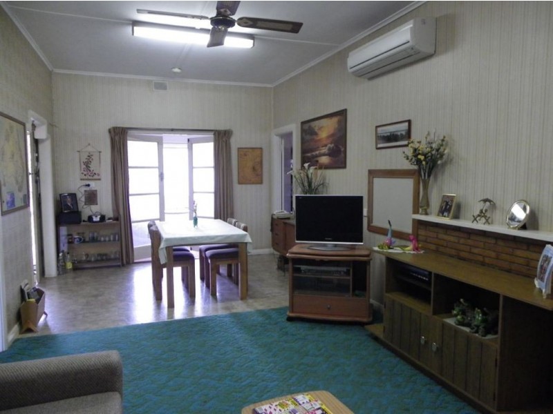 33 Fowles Street, Barmera SA 5345