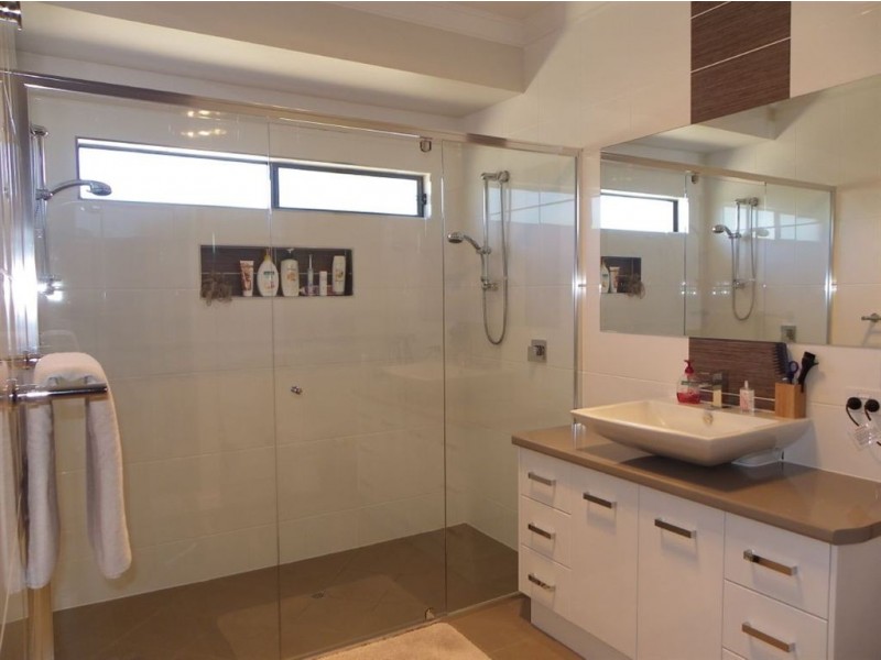 Lot 16 Renmark Ave, Renmark SA 5341