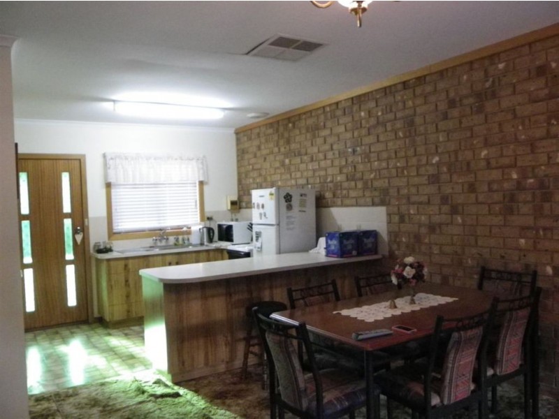 82 Sixteenth Street, Renmark SA 5341