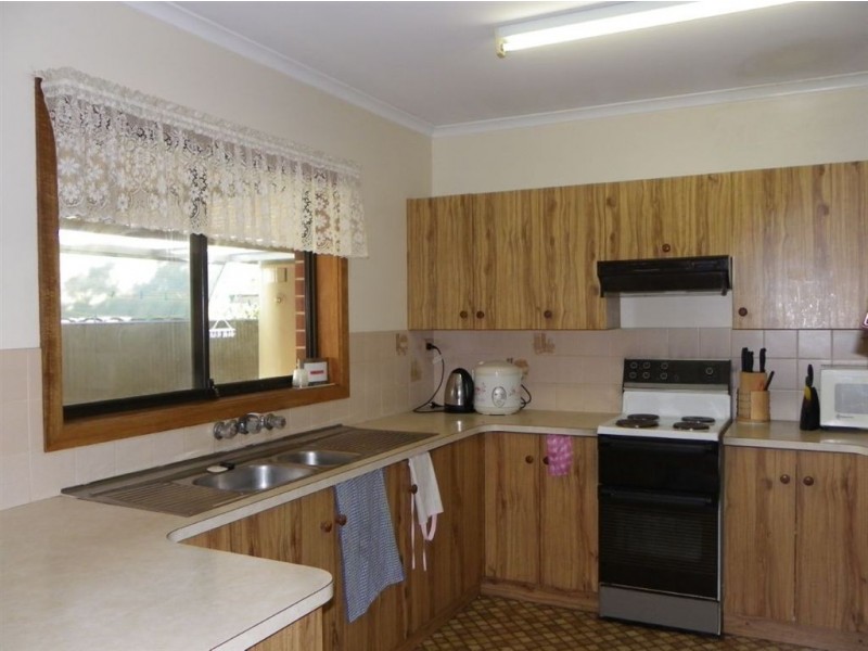 82 Sixteenth Street, Renmark SA 5341