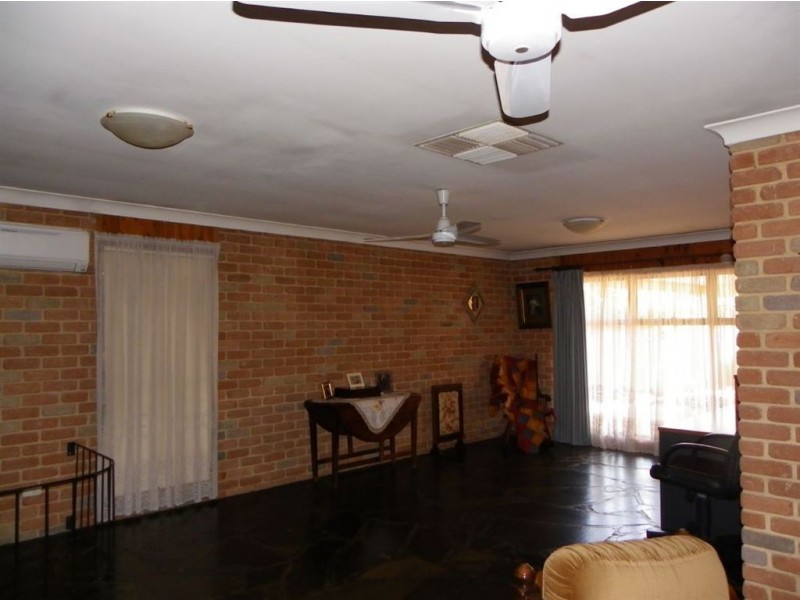 11 Dyer Crt, Renmark SA 5341