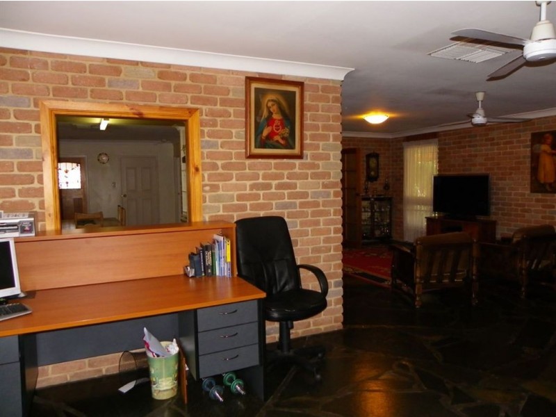 11 Dyer Crt, Renmark SA 5341