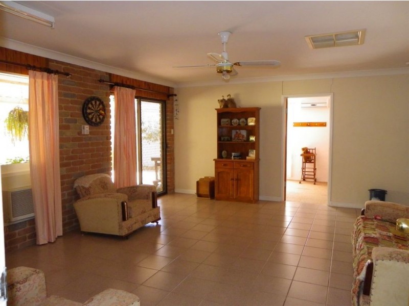 11 Dyer Crt, Renmark SA 5341