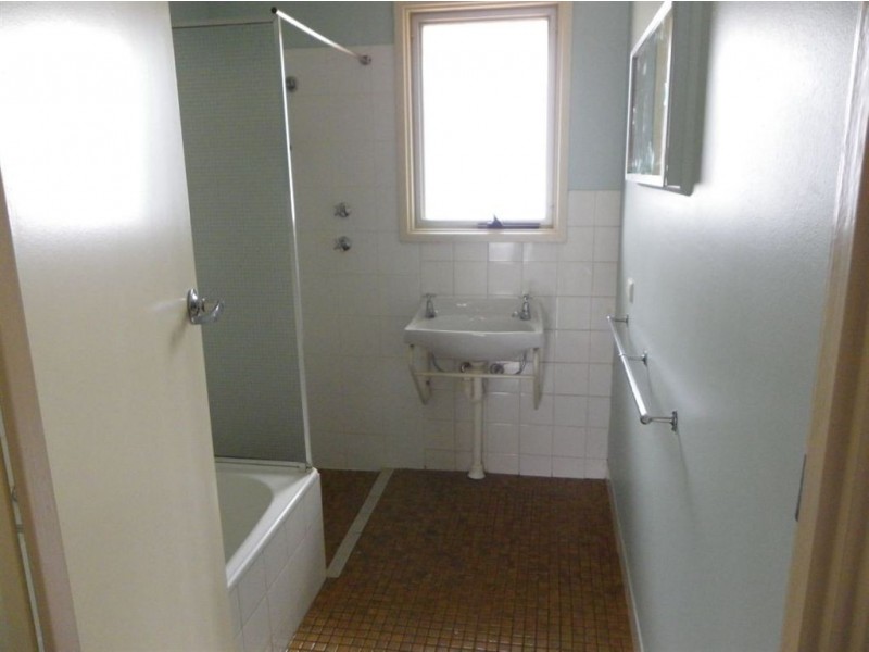 31 Sims Pde, Renmark SA 5341