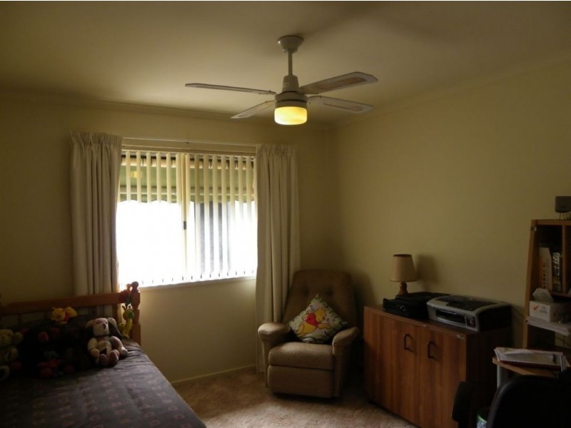 5 Downer Ave, Lyrup SA 5343