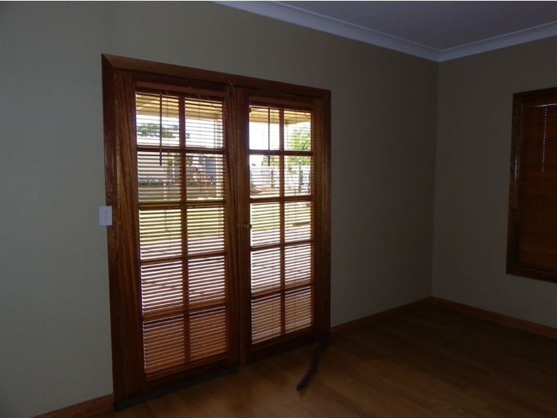 3 Hughes St, Berri SA 5343