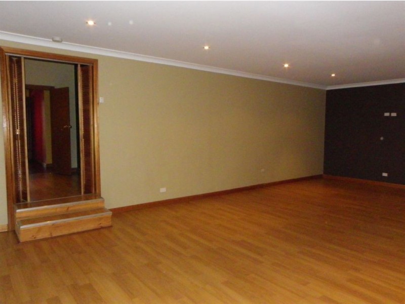 3 Hughes St, Berri SA 5343
