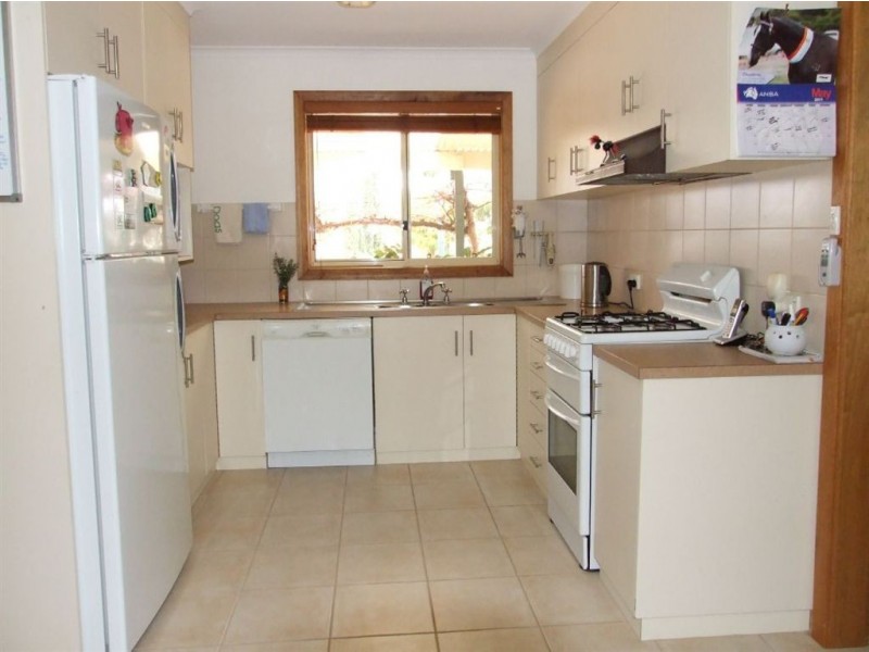 13 Gaskell Rd, Barmera SA 5345