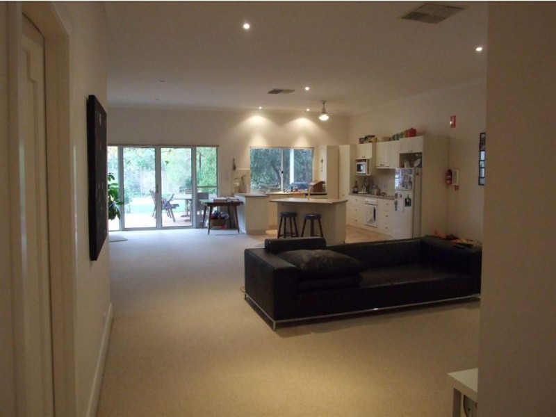 33 Lake Ave, Barmera SA 5345