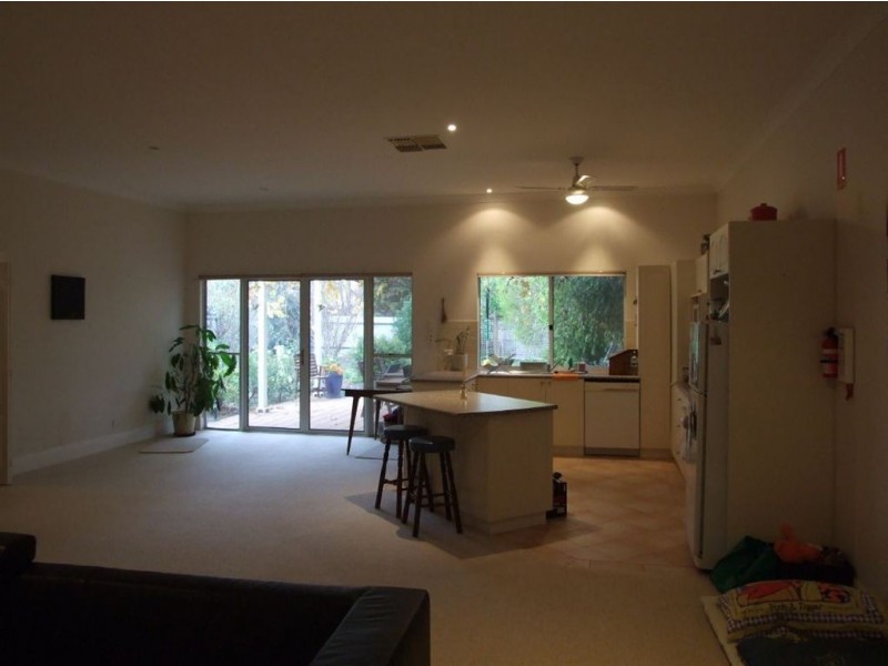 33 Lake Ave, Barmera SA 5345