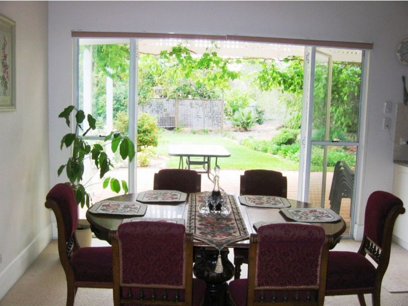 33 Lake Ave, Barmera SA 5345