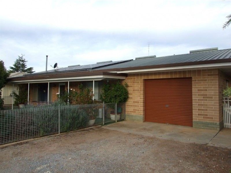 6 Collins St, Barmera SA 5345