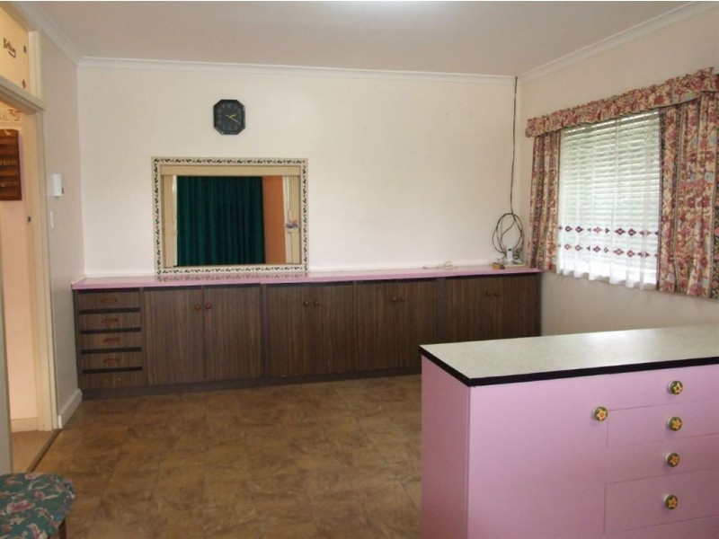 6 Collins St, Barmera SA 5345