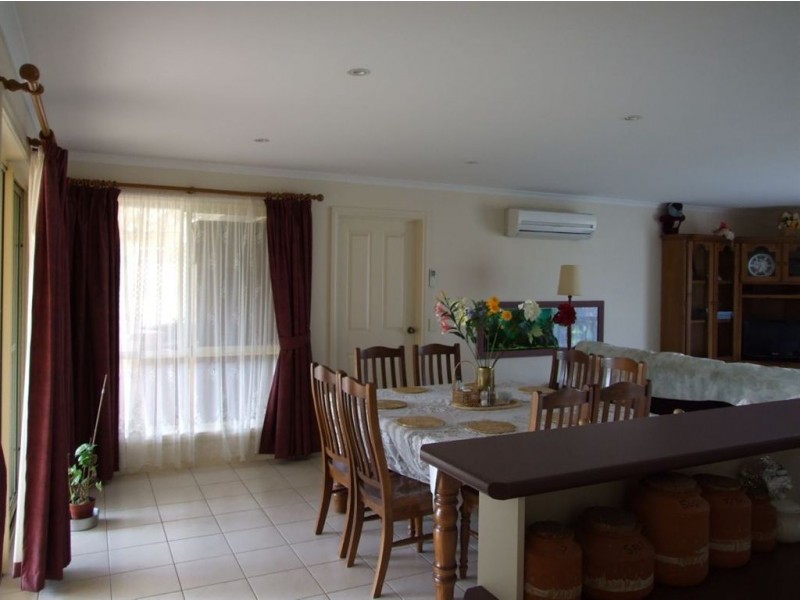 8 Cook Street, Renmark SA 5341