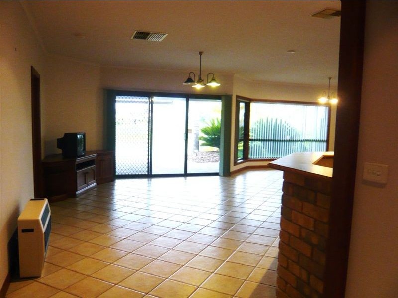 9 Lagoon Court, Renmark SA 5341
