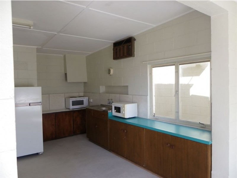 25 Queen Elizabeth Dr, Barmera SA 5345