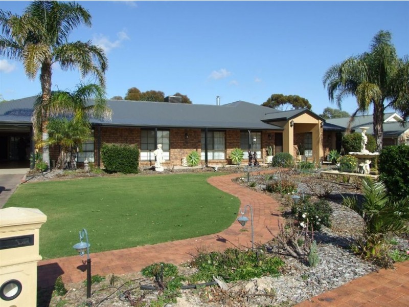 10 Bruce Road, Barmera SA 5345