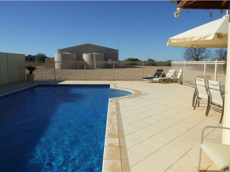 501 Riverview Drive, Paringa SA 5340