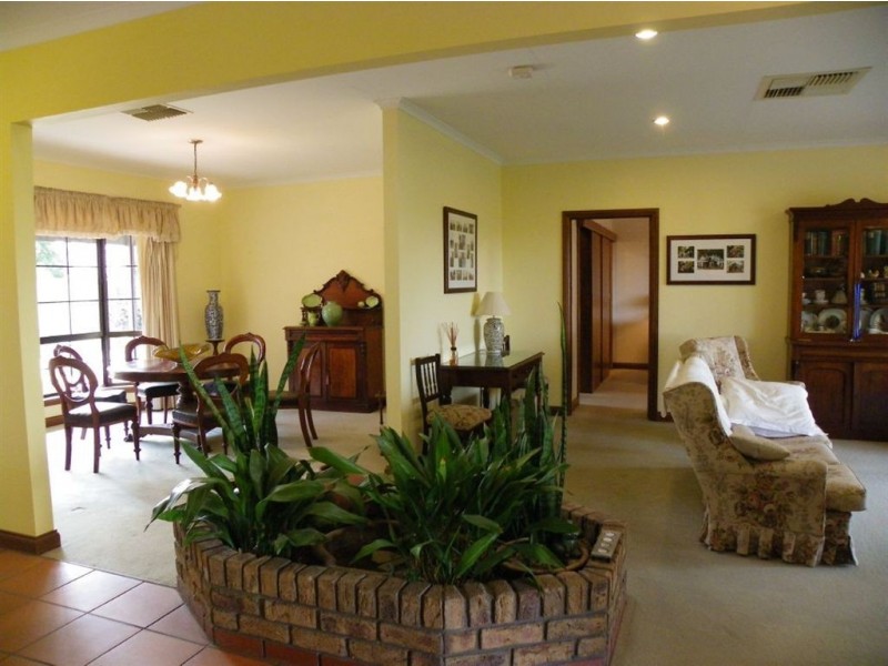 8 Berriview Court, Berri SA 5343