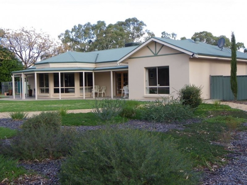 225 Gurra Road, Lyrup SA 5343