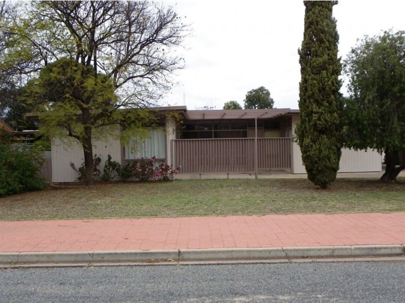 13 Taylor Street, Renmark SA 5341