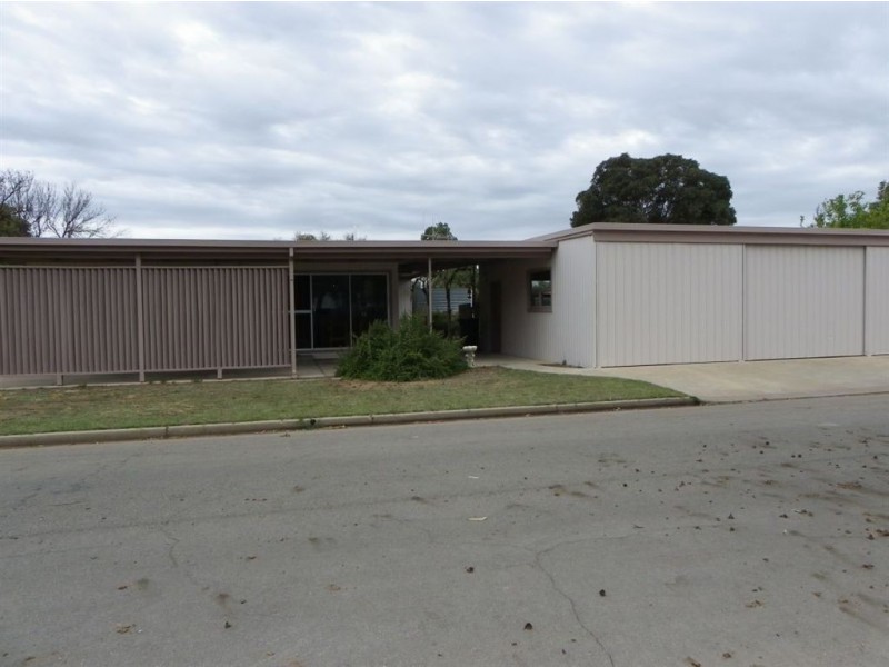 13 Taylor Street, Renmark SA 5341