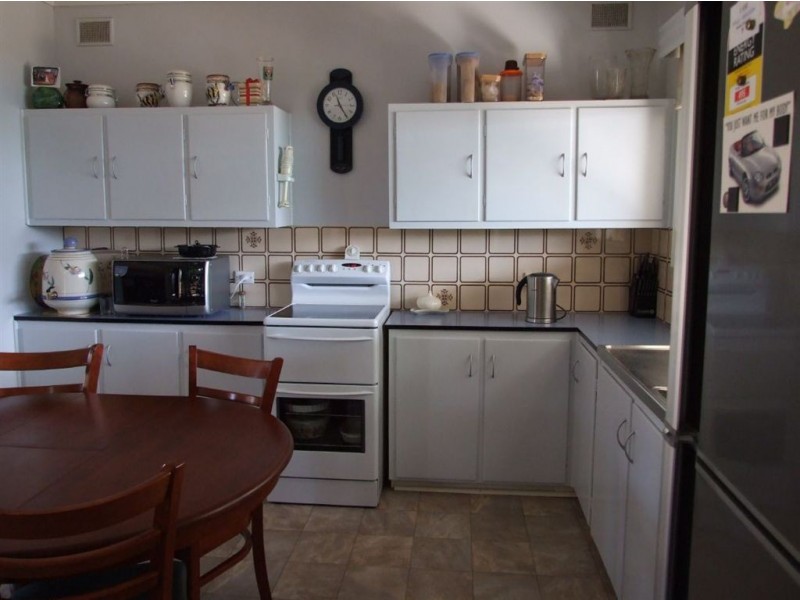 72 Drabsch Street, Loxton SA 5333