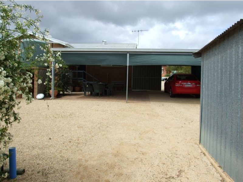 72 Drabsch Street, Loxton SA 5333