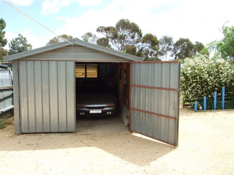 72 Drabsch Street, Loxton SA 5333