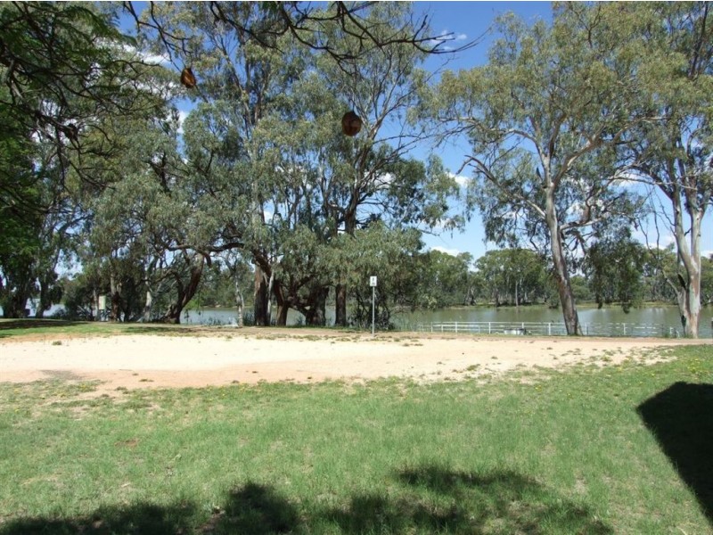 48 James Avenue, Renmark SA 5341