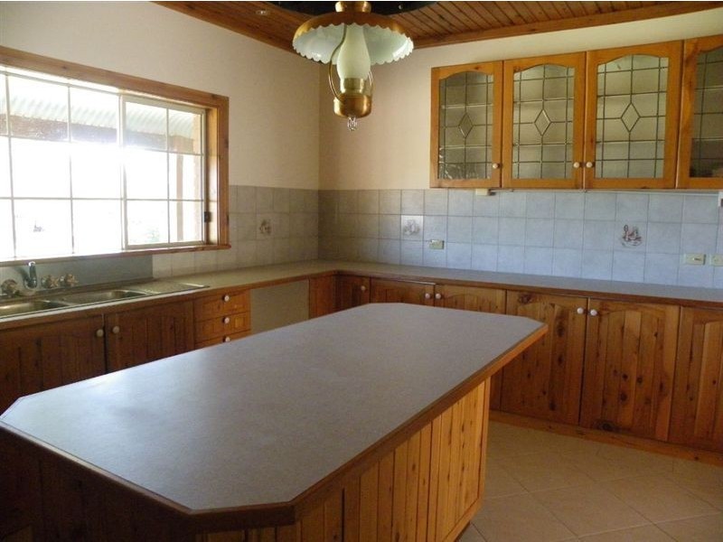 37 Pioneer Landing Drive, Loxton SA 5333