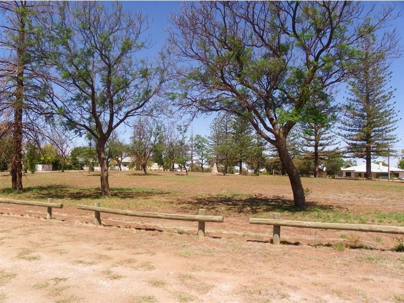 2 Waye Street, Berri SA 5343