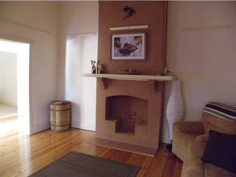 11 Third Street, Loxton SA 5333