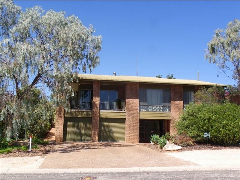 13 Thiele Avenue, Loxton SA 5333