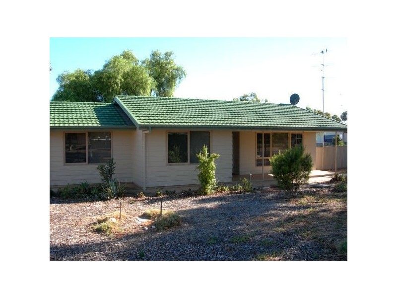10 Smith Drive, Waikerie SA 5330