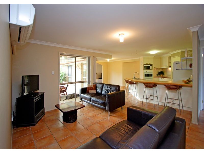 5 Flowers Street, Alexandra Hills QLD 4161